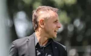 Rui Costa e Rafinha viram chave no vestiário do São Paulo