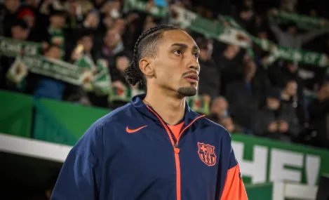Raphinha vira desfalque no Barcelona