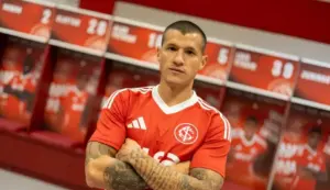 Cerro Porteño quer lateral do Internacional de volta