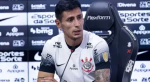 Corinthians renova com lateral após negociação difícil
