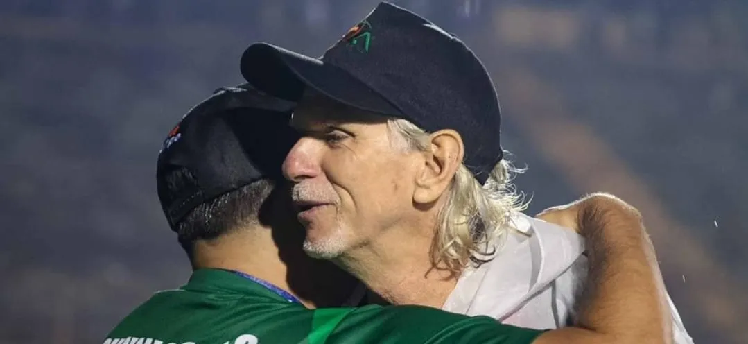 Sérgio Guedes destaca boa fase da Portuguesa Santista (Foto: Agência Briosa)