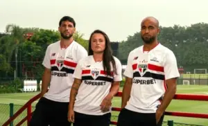 São Paulo lança nova camisa polêmica; Veja fotos!