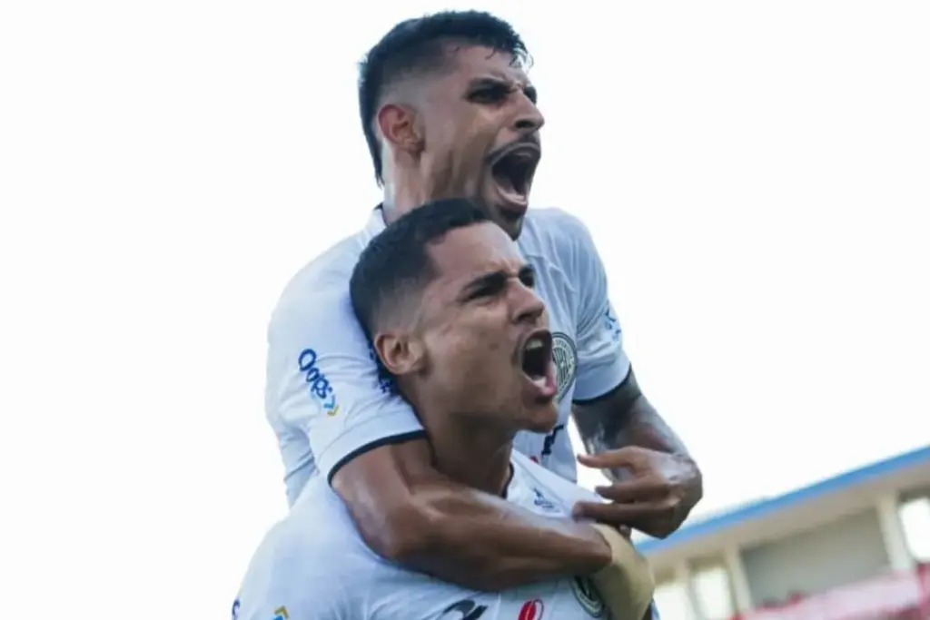 ALAGOANO: ASA assume a liderança após goleada sobre o CRB (Foto: João Marcelo Cruz)