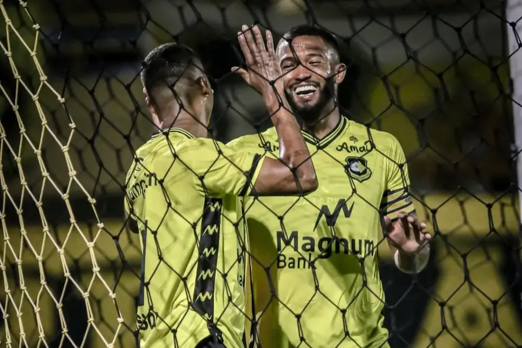 São Bernardo 2 x 0 Atlético-BA - Vaga garantida na 3ª fase ( Foto: Janes Carvalho/São Bernardo)