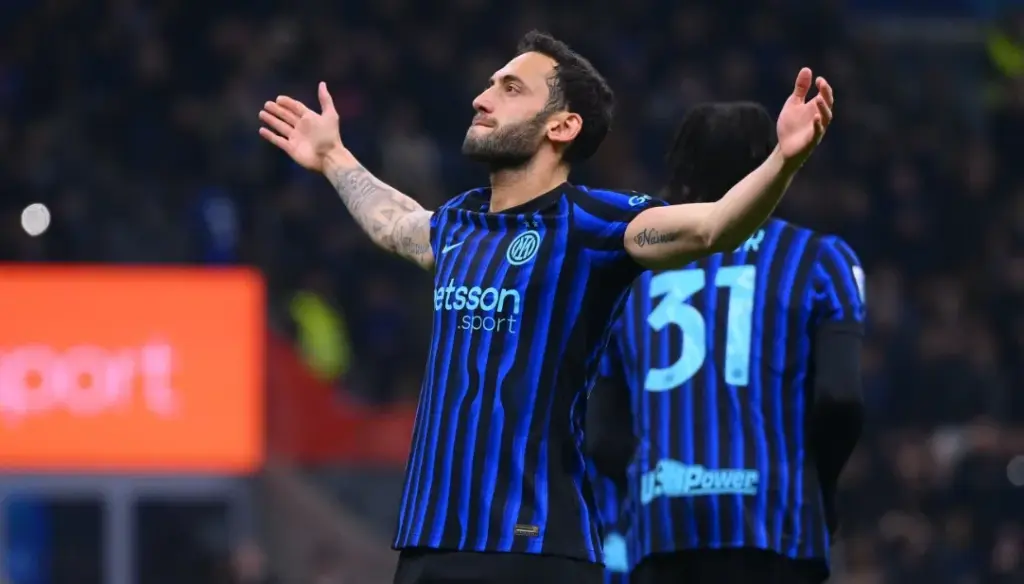 ITALIANO: Inter de Milão bate Genoa e mantém liderança tranquila