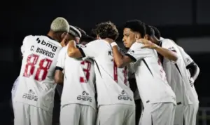 Madureira 0 x 0 Vasco - Cruzmaltino perde pênalti em noite de estreias e vaias para Diniz