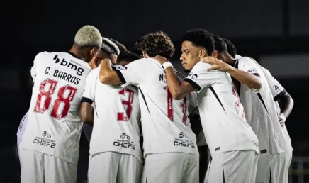 Vasco empata com o Madureira e segue oscilando na temporada