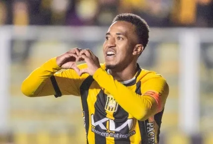 The Strongest abre vantagem na pré-Libertadores