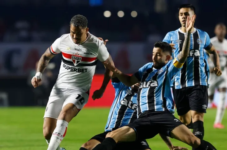 São Paulo encara o Grêmio no Morumbis
