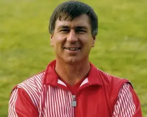 LUTO: Morre Sepp Piontek, técnico da 