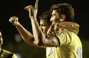 Catanduva 3 x 0 União Barbarense - Brito decide e Santo cola nos líderes!