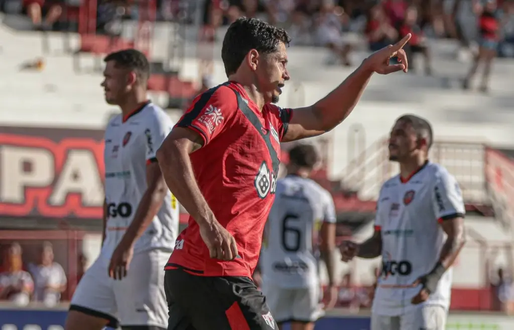 GOIANO: Atlético carimba vaga e Anapolina surpreende Jataiense