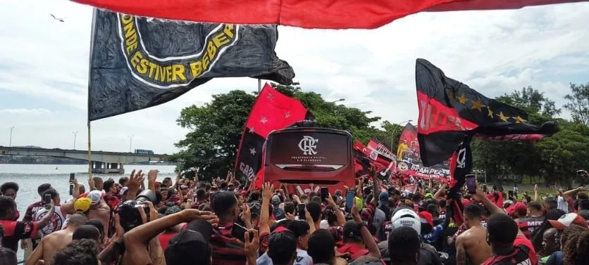 Torcida ganha jogo? Entenda como esse fator influencia os resultados no Brasil