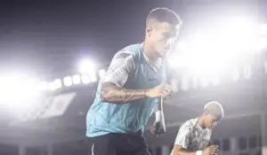 Vasco negocia renovação de Philippe Coutinho até o fim de 2026