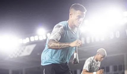 Vasco negocia renovação de Philippe Coutinho até o fim de 2026