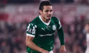 Raphael Veiga se une a outros 17 brasileiros no México