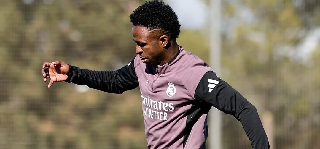 Vinícius Júnior durante treino (Foto: Divulgação-Real Madrid)