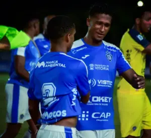 CAPIXABA: Forte e Vitória empatam nas quartas de final