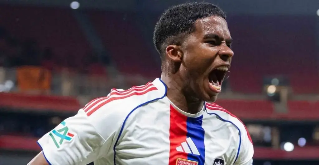 Endrick diz que em campo se imagina em filme de ação