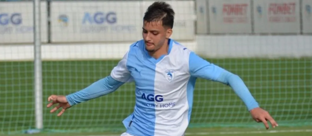 Lucca Paulino em ação pelo Pafos