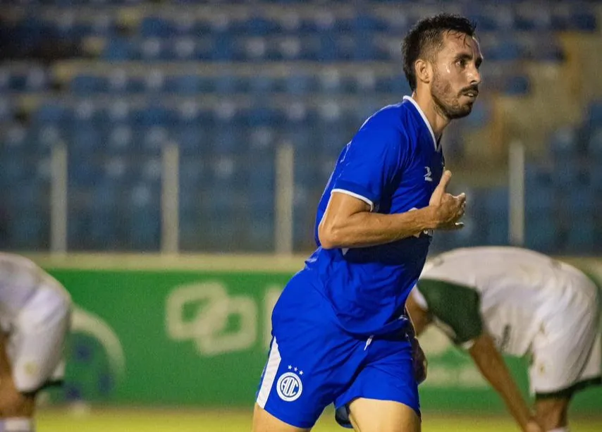 Confiança supera Guarany Sergipano