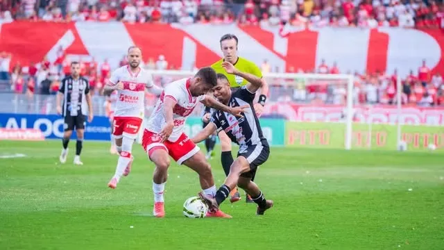 CRB 3 x 0 ASA - Galo coloca uma mão e meia no penta do Alagoano 2 CRB ASA ida final Alagoano