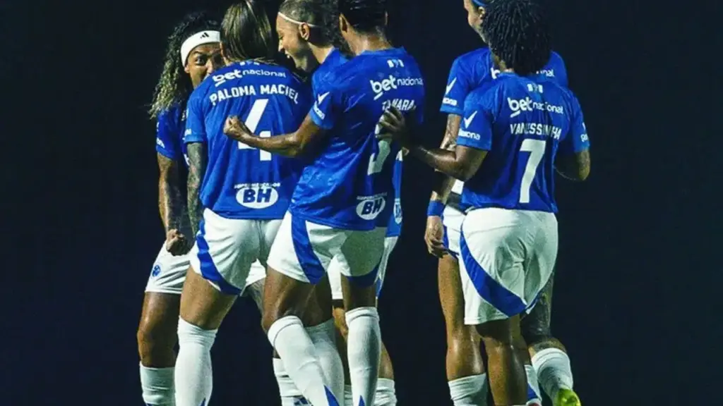 BRASILEIRÃO FEMININO: Três times largam com pé direito