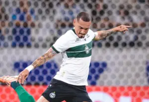 Paranaense: Maicon enaltece espírito competitivo do Coritiba, invicto fora de casa desde outubro