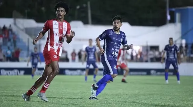 Pombal bate Esporte Paraibano