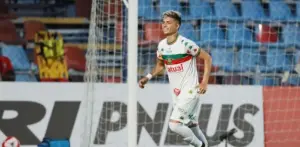 CARIOCA: Portuguesa vence e embola Quadrangular do Rebaixamento