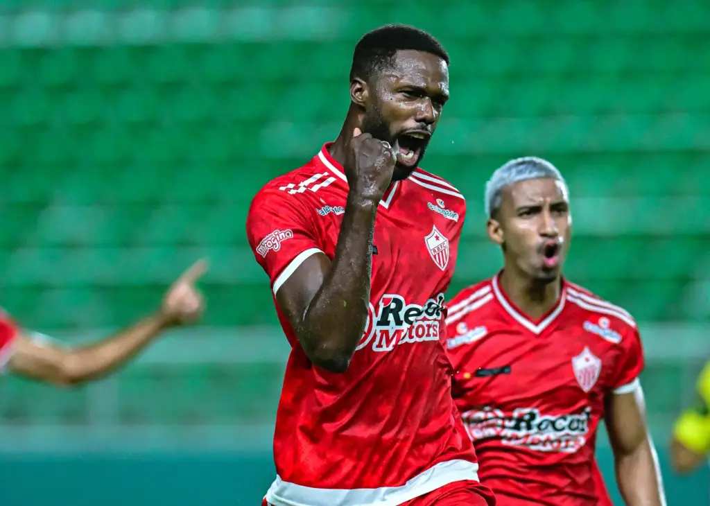 ACREANO: Rio Branco assume topo provisório