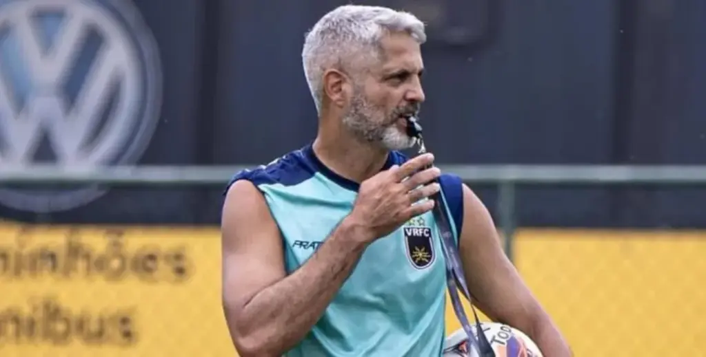 Rodrigo Santana durante treino do Volta Redonda (Foto: João Braz-VRFC)