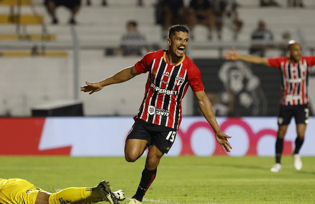 São Paulo supera Ponte Preta Paulistão