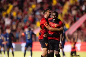 PERNAMBUCANO: Sport vence Retrô novamente e chega à quarta final seguida