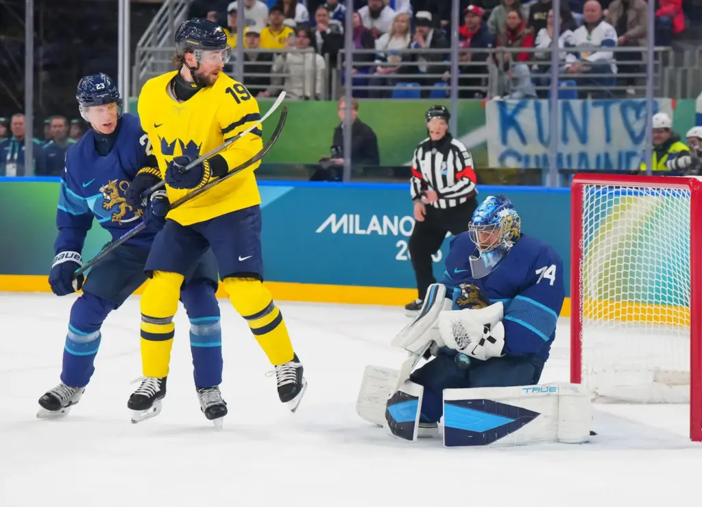 Suécia Finlândia hóquei confusão