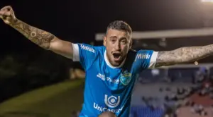 Londrina aposta em modelo multiclubes e encara o Athletico neste domingo