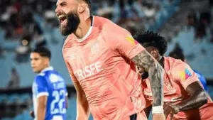 LIBERTADORES: Universidad Católica larga em vantagem