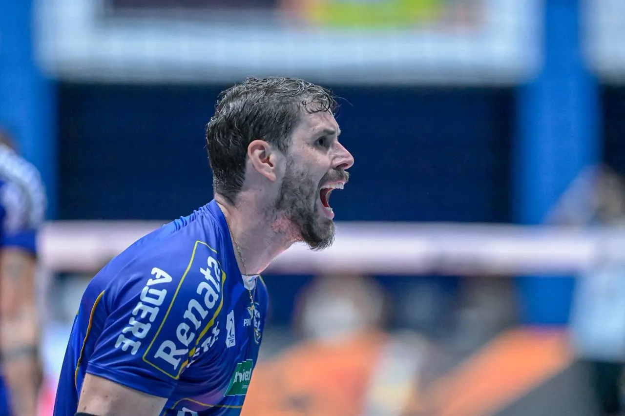 Superliga: Vôlei Renata se reencontra com a torcida e vence confronto direto 12 1000264552
