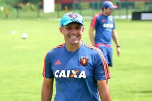 Sport define Eduardo Baptista como favorito para assumir comando técnico