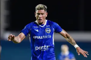 Clessione lidera ataque do São José e vive fase artilheira na A2