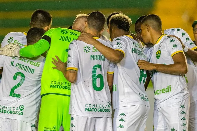 Santa Catarina x Cuiabá - Onde assistir, horário e escalações! 2 Santa Catarina x Cuiabá - Onde assistir, horário e escalações! (Foto: Ascom/Dourado)