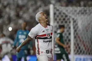 Cartolas de Palmeiras e São Paulo trocam farpas antes de Choque-Rei