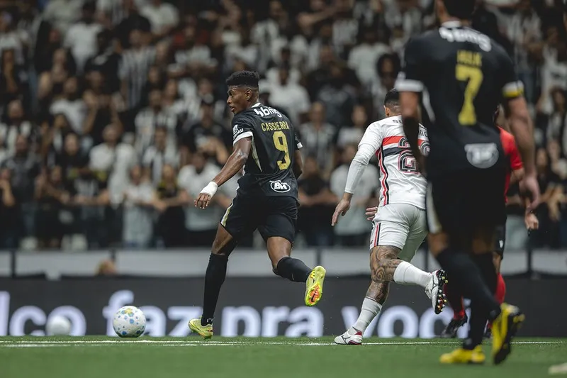 Atlético-MG 1 x 0 São Paulo - Tricolor perde invencibilidade e reabilita Galo (Foto: Pedro Souza / Atlético)