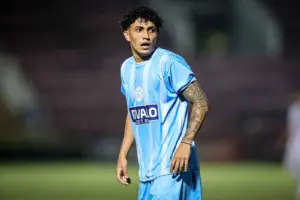 Meia ex-Guarani celebra boa fase no Osasco Sporting