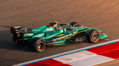 F1: Aston Martin limita voltas no GP da Austrália por risco de lesão