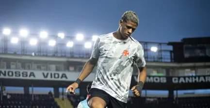 Volante do Vasco denuncia ameaças depois de clássico no Carioca