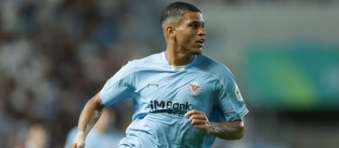 Caio Marcelo em ação pelo Daegu (Foto: Reprodução-Instagram @caiomarcelo36)