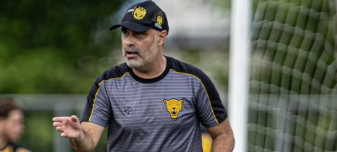 Cristian de Souza durante treino do Amazonas (Foto: João Normando-AMFC)