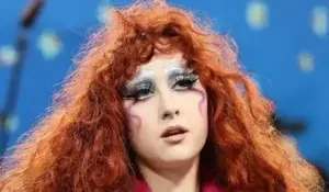 Torcida do Flamengo invade redes de Chappell Roan após 'treta' com Jorginho