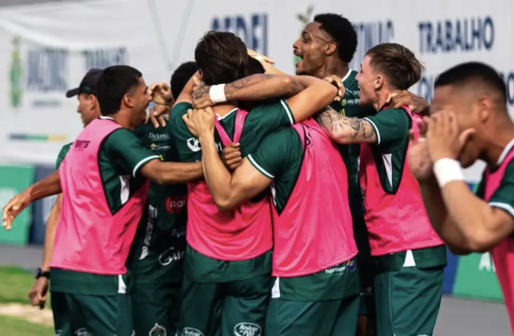 Capital-TO x Manaus-AM - Onde assistir, arbitragem e escalações